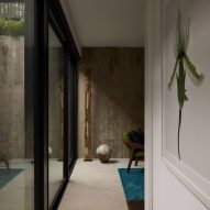 House in Amagansett by Khanna Schultz