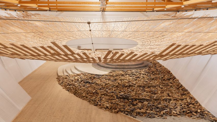 Wooden art installation by Kengo Kuma