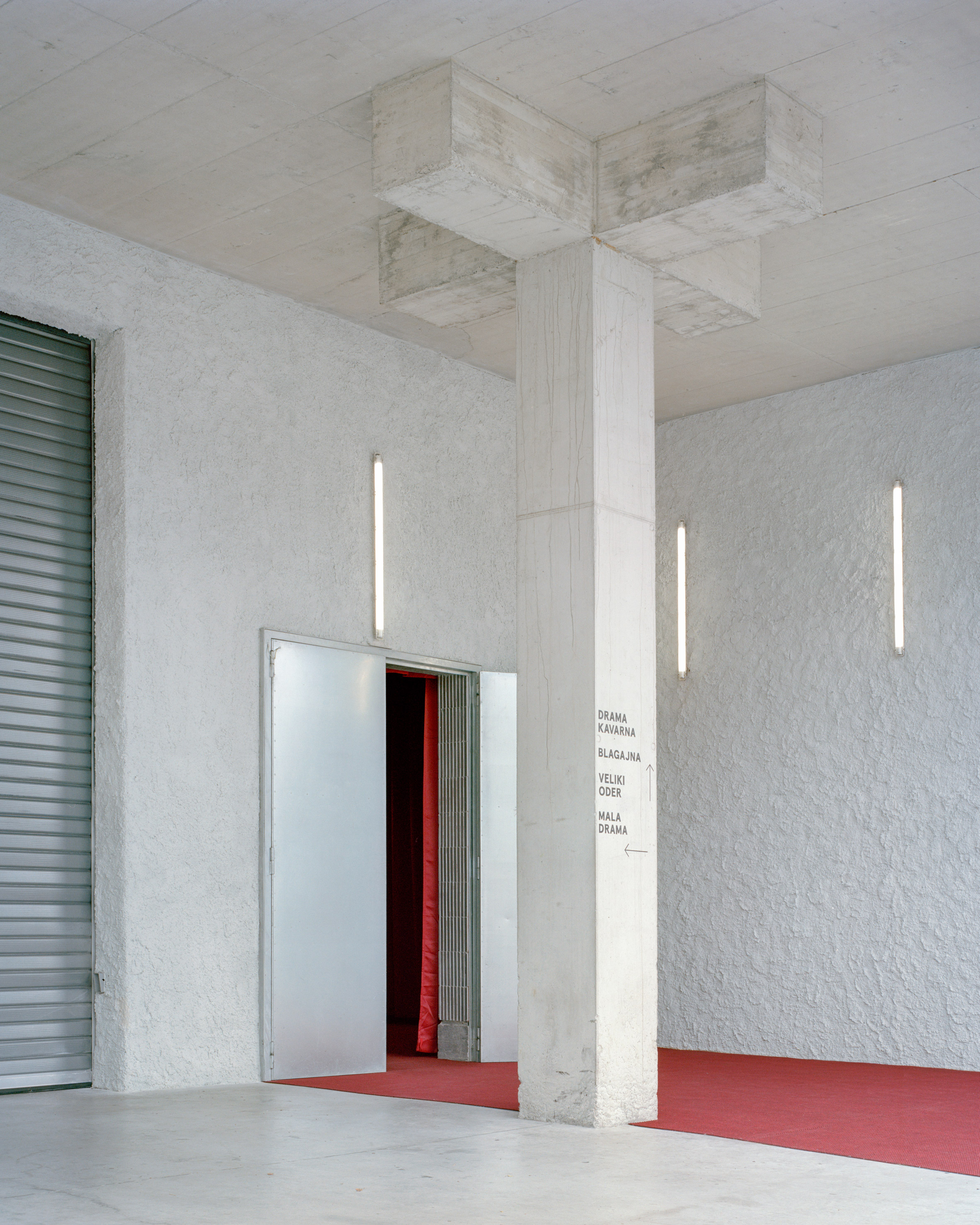 Temporary Spaces for Slovenian National Theatre Drama