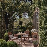 Pamela Anderson Olive Ateliers