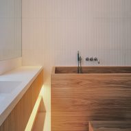 Panoramic House by Mata Architects