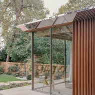 Panoramic House by Mata Architects