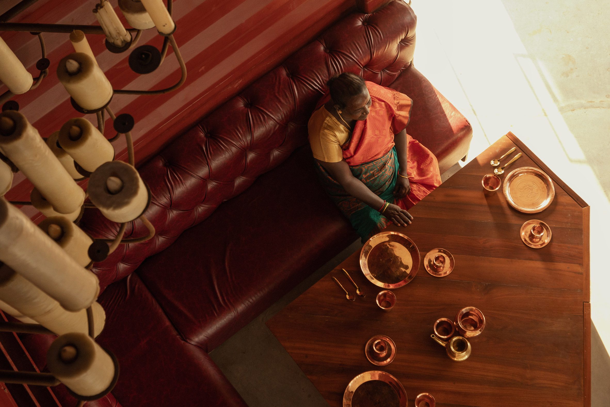 Petti restaurant in India by Wallmakers