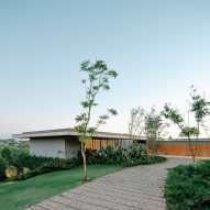Casa Colmeia by Sabella Arquitetura