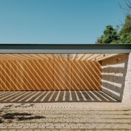 Casa Colmeia by Sabella Arquitetura