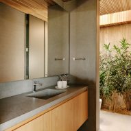 Casa Colmeia by Sabella Arquitetura