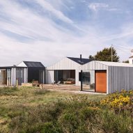 Westview Cottage by Hollaway Studio