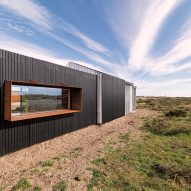 Westview Cottage by Hollaway Studio