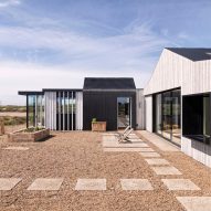 Westview Cottage by Hollaway Studio