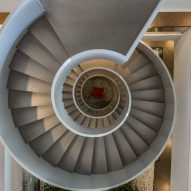 Actiu headquarters a "model of healthy industrial architecture"