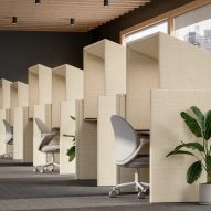 Canopy freestanding workstations by Gensler for KFI Studios