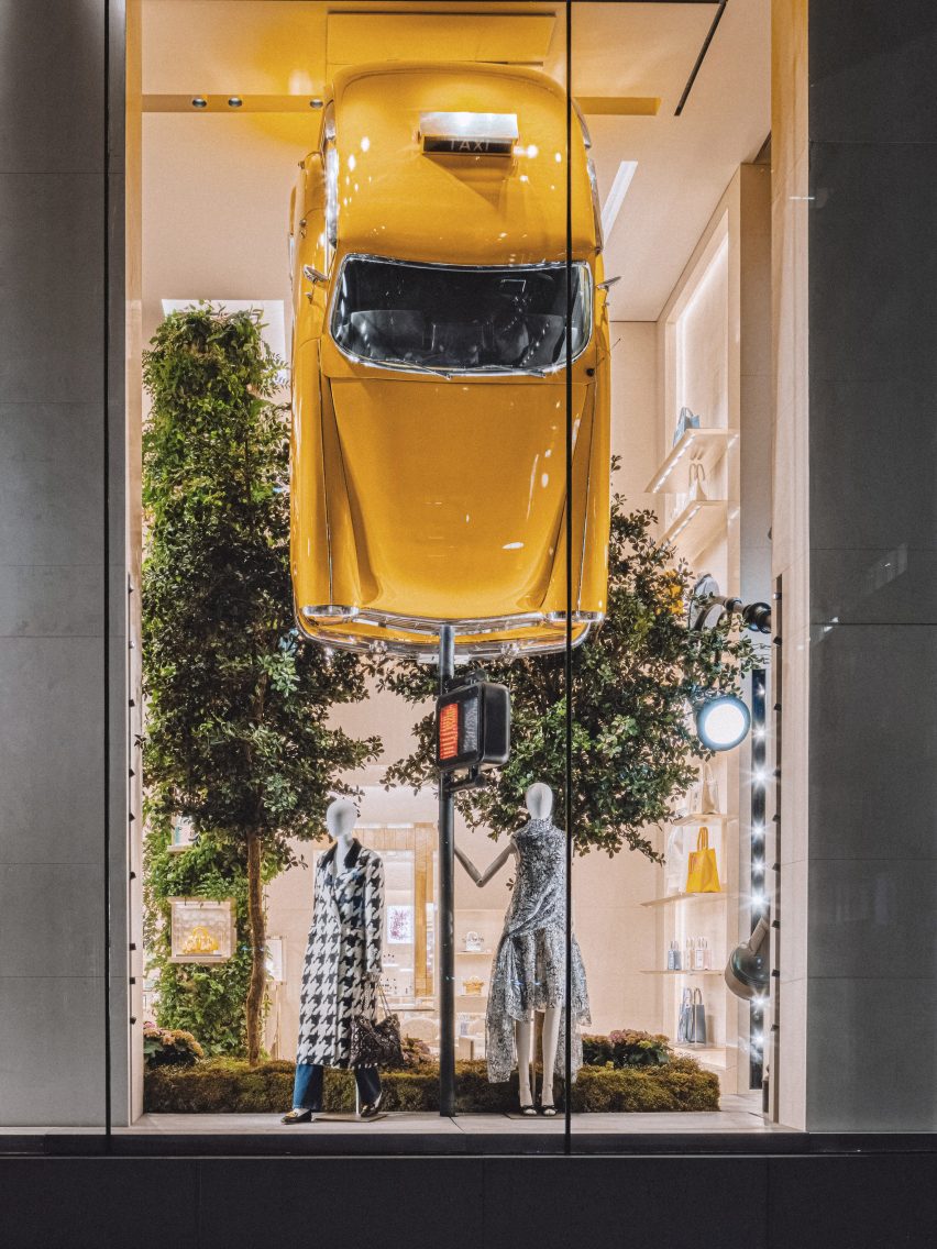 Sculpture of a taxi in a shop window