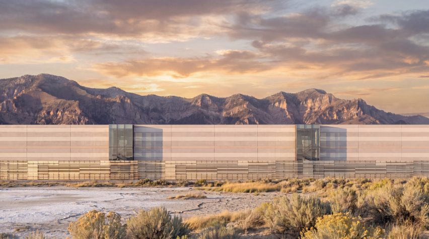 Stratos data center