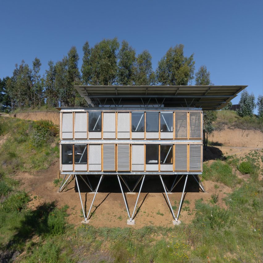 IBSP II modular house in Chile by Ignacio Rojas Hirigoyen and Leonardo G&uacute;zman Valencia