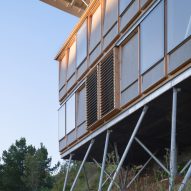 IBSP II modular house in Chile by Ignacio Rojas Hirigoyen and Leonardo Gúzman Valencia