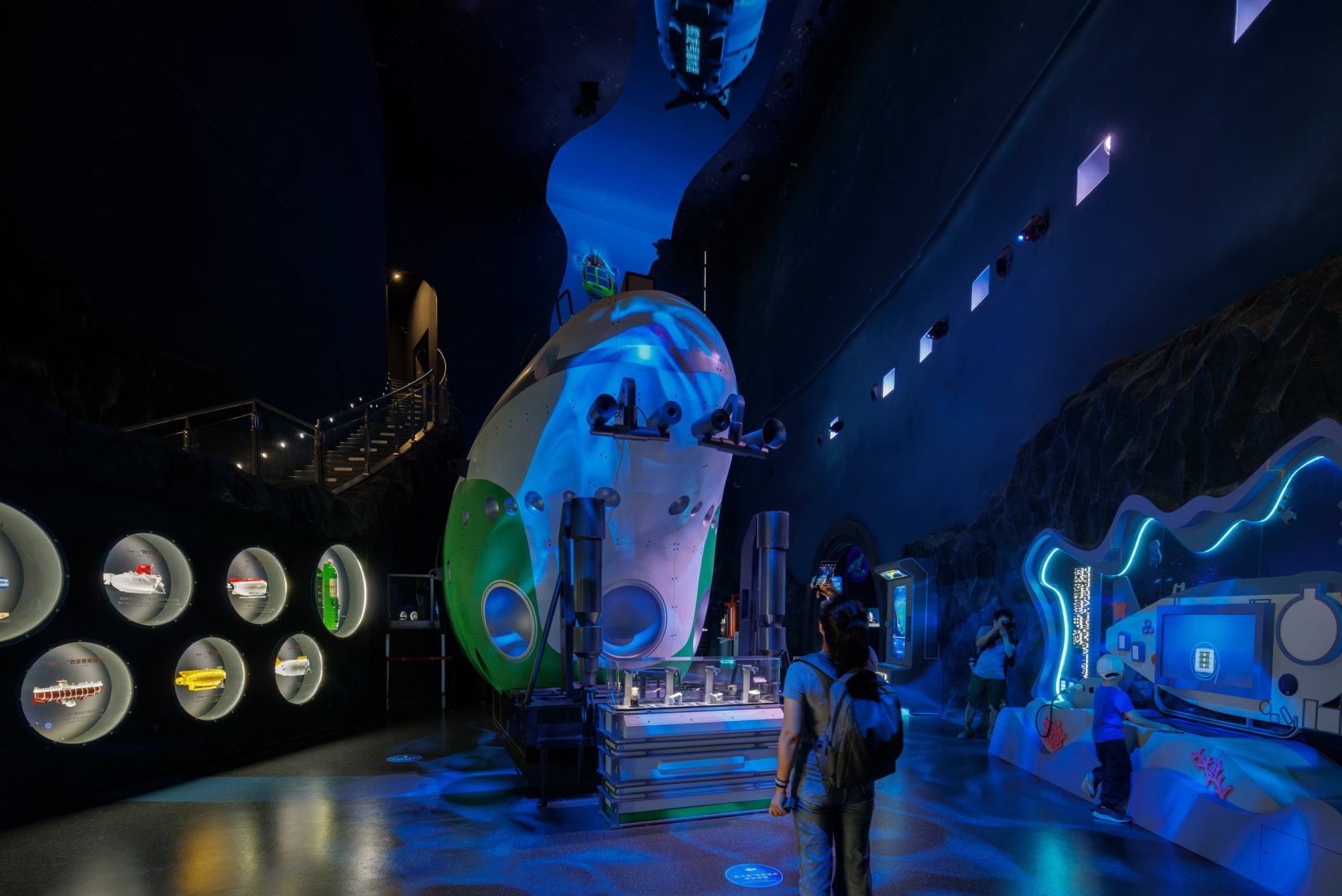 Mada Rchtects MAD clads bulbous science museum with silver panels in China