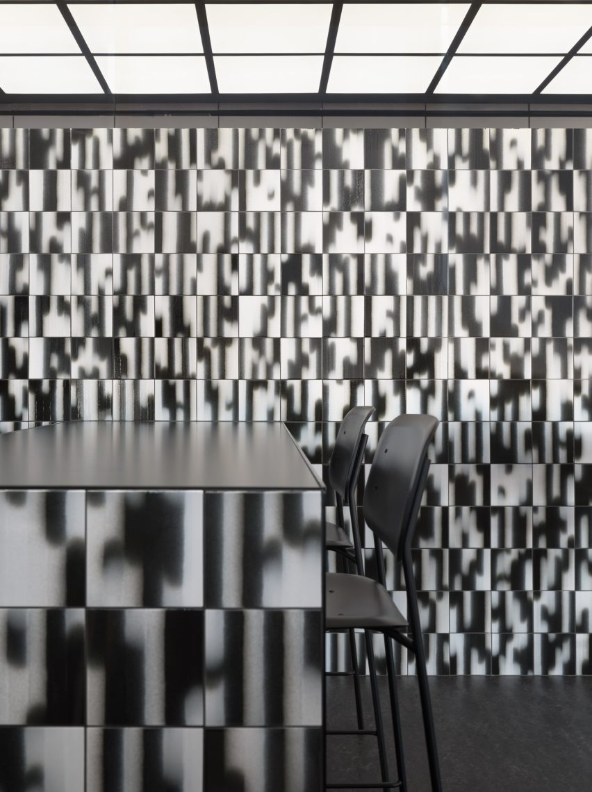 11th floor of Jungle offices in Madrid designed by Mil Studios