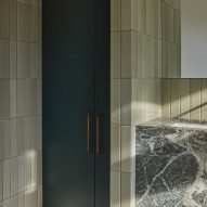 Laneway House by MRTN Architects