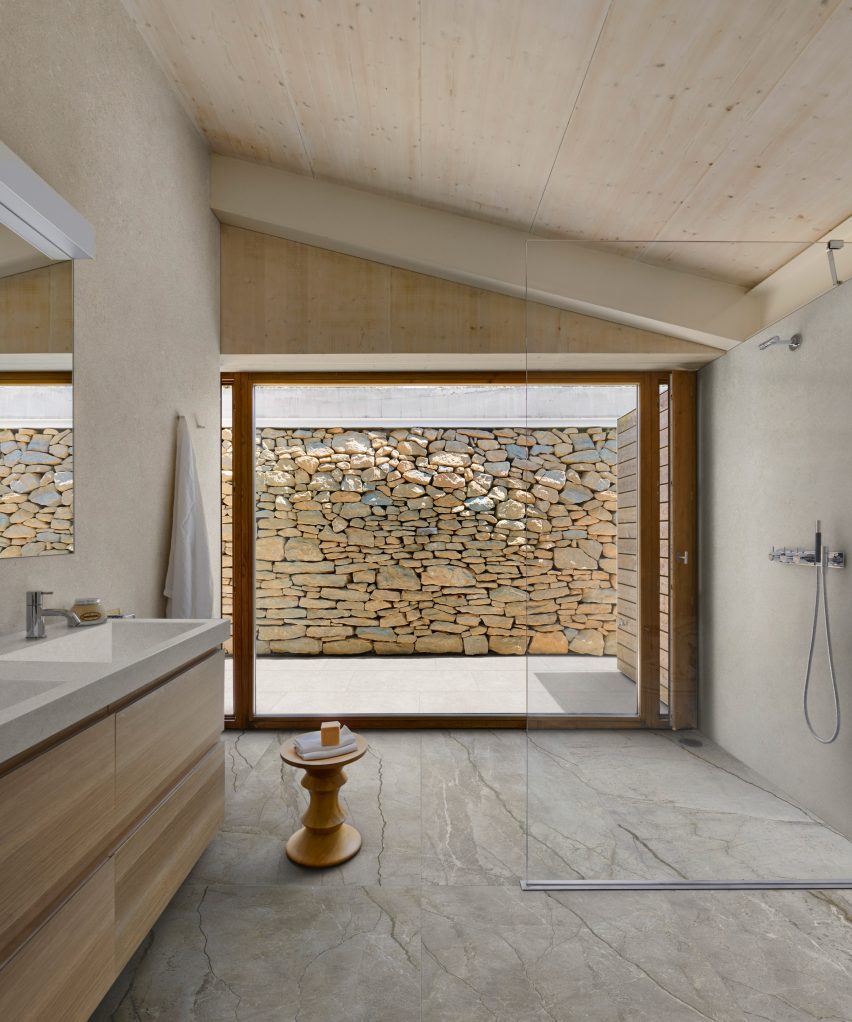 Azulejos Mystone plateados de Marazzi
