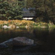 Czech log cabin by Mimosa Architects