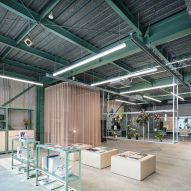 Unravel hair salon by Atelier Write