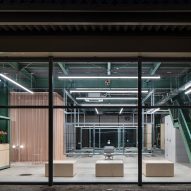 Unravel hair salon by Atelier Write