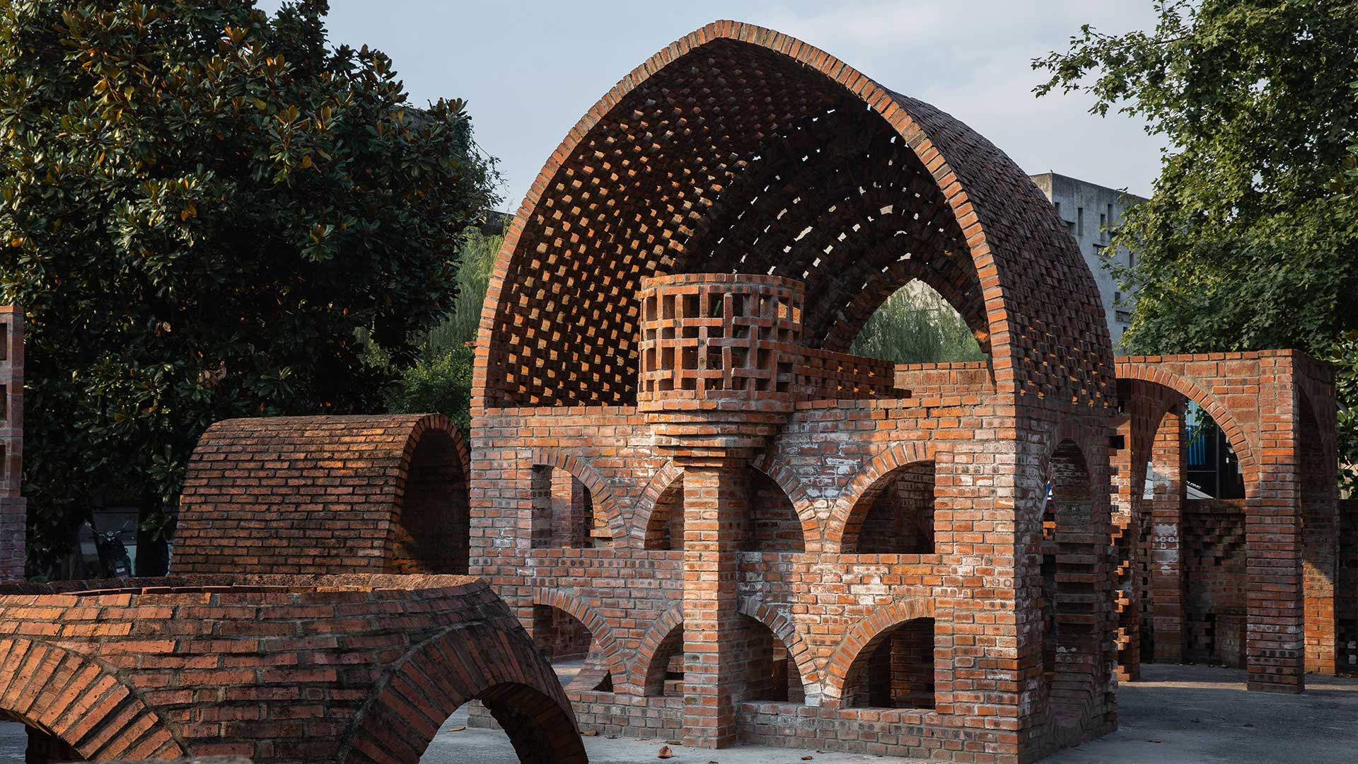 estructura de cobertizo de ladrillo