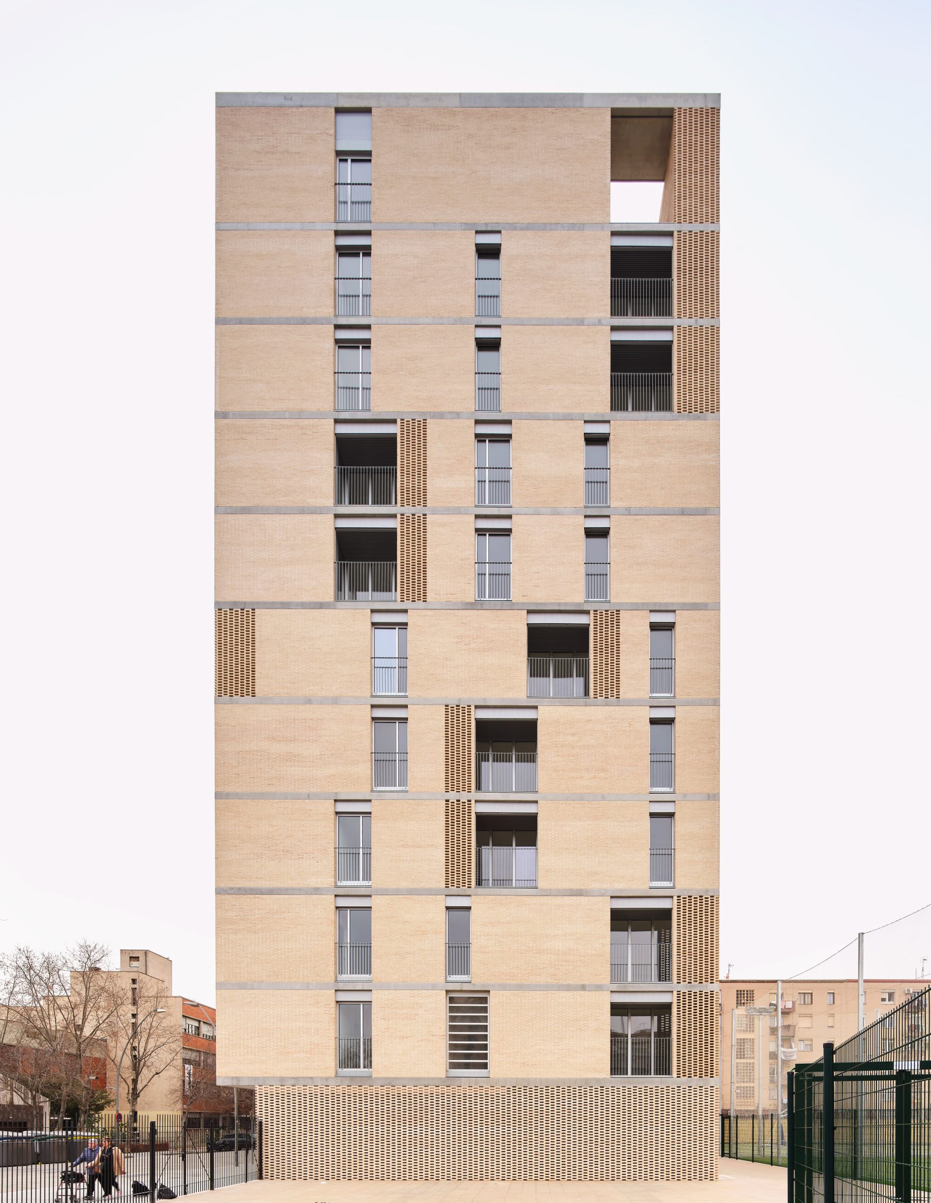Complejo residencial ganador del Brick Award 26 diseñado por Peris+Toral Arquitectes