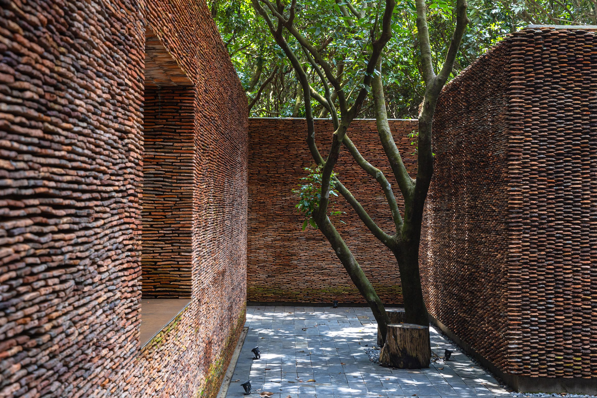 Ganador del Brick Award 26 Templos y museos de Đạo Mẫu