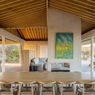 Casa en Palmilla by Estudio Ignacio Urquiza Ana Paula de Alba