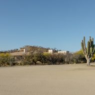 Casa en Palmilla by Estudio Ignacio Urquiza Ana Paula de Alba