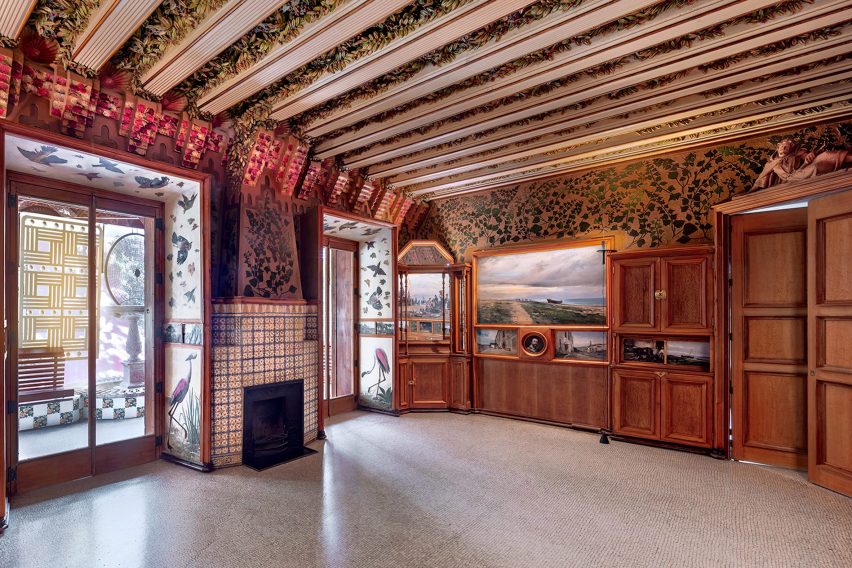 Interior of Antoni Gaudí's first house
