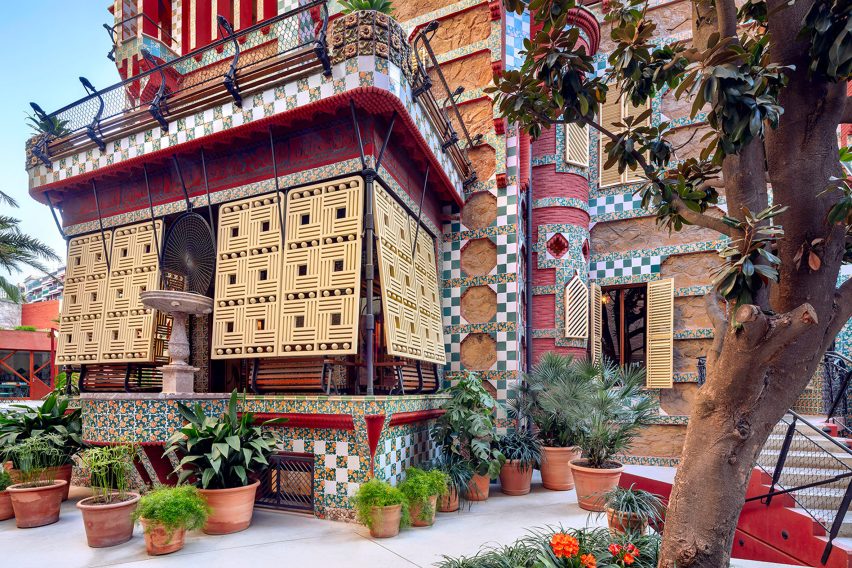 Casa Vicens by Antoni Gaudí