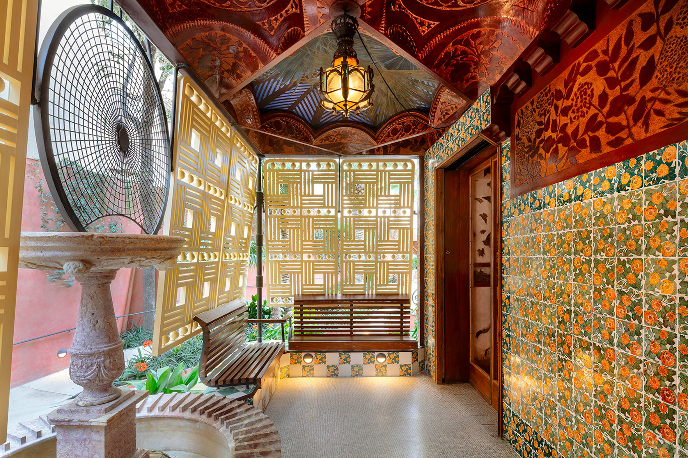 Interior of Antoni Gaudí's first home
