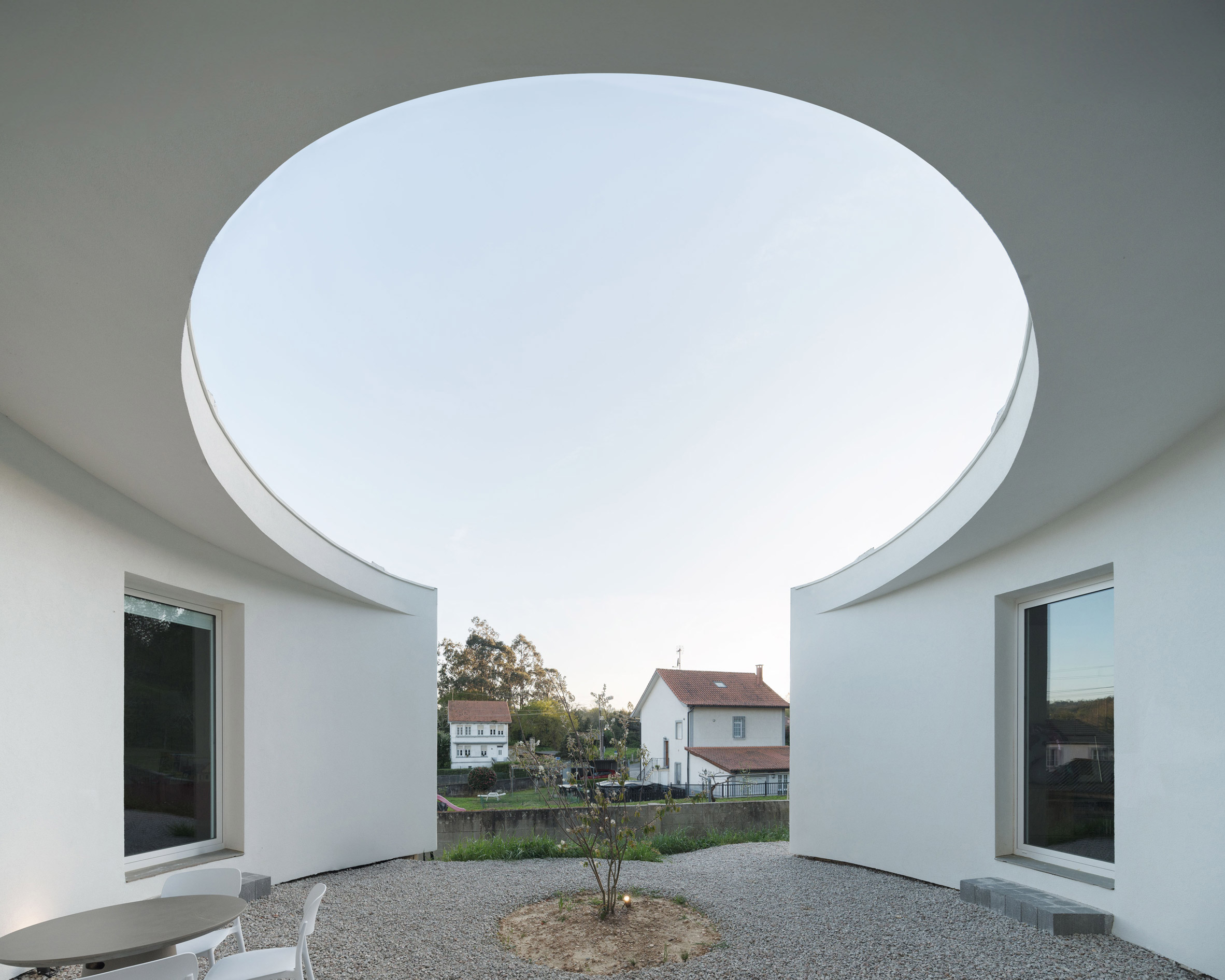 Crescent-shaped courtyard