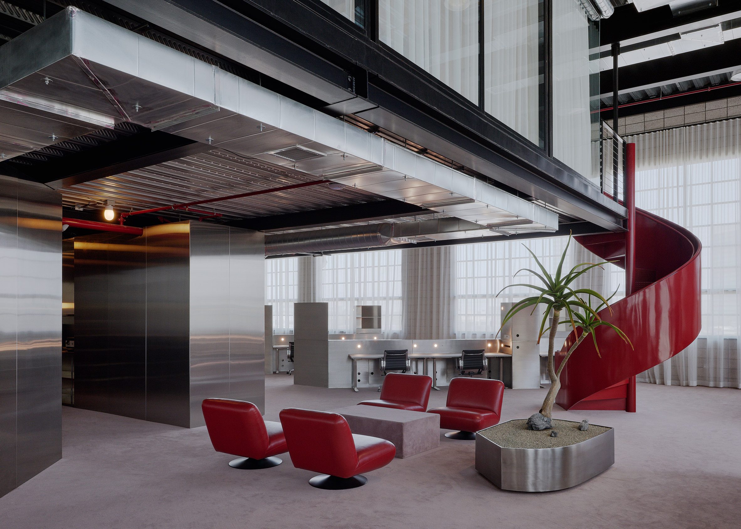 Retrofuturistic office by Charlap Hyman & Herrero