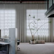 Retrofuturistic office by Charlap Hyman & Herrero