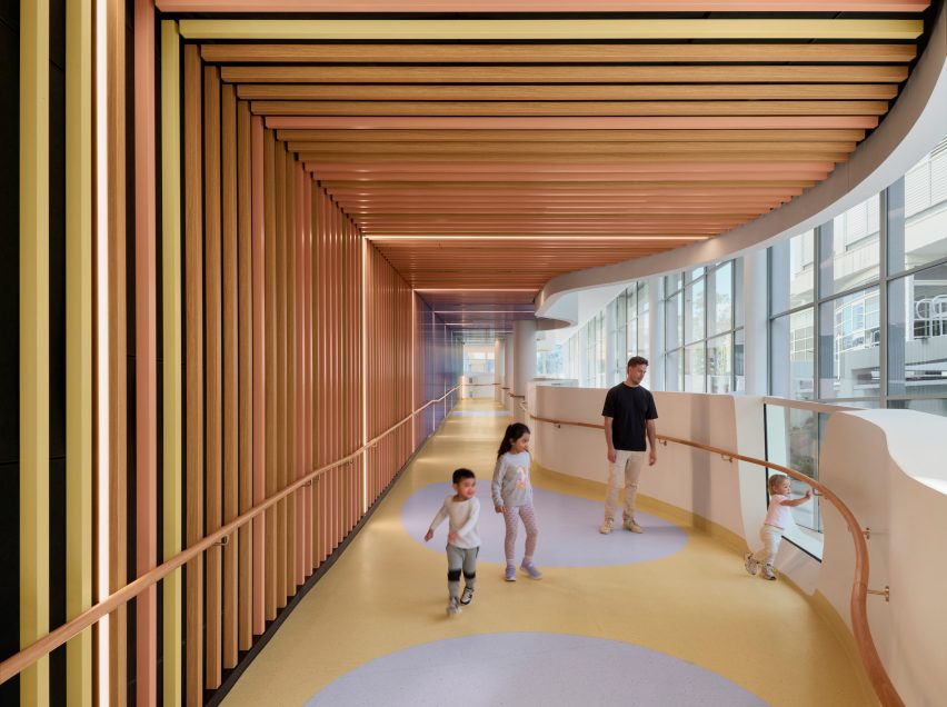 Billard Leece Partnership Children&rsquo;s Hospital Sydney curved pathway