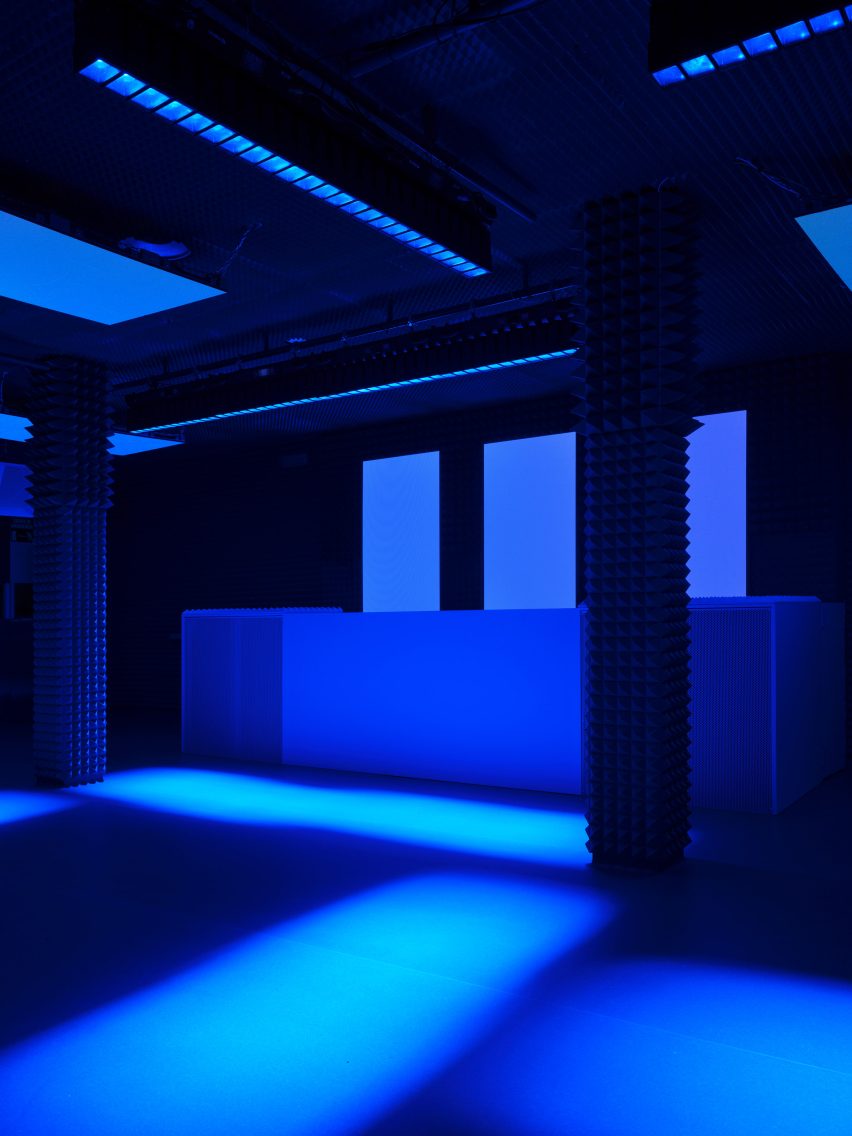 El Cubo at Spook nightclub by Clap Studio