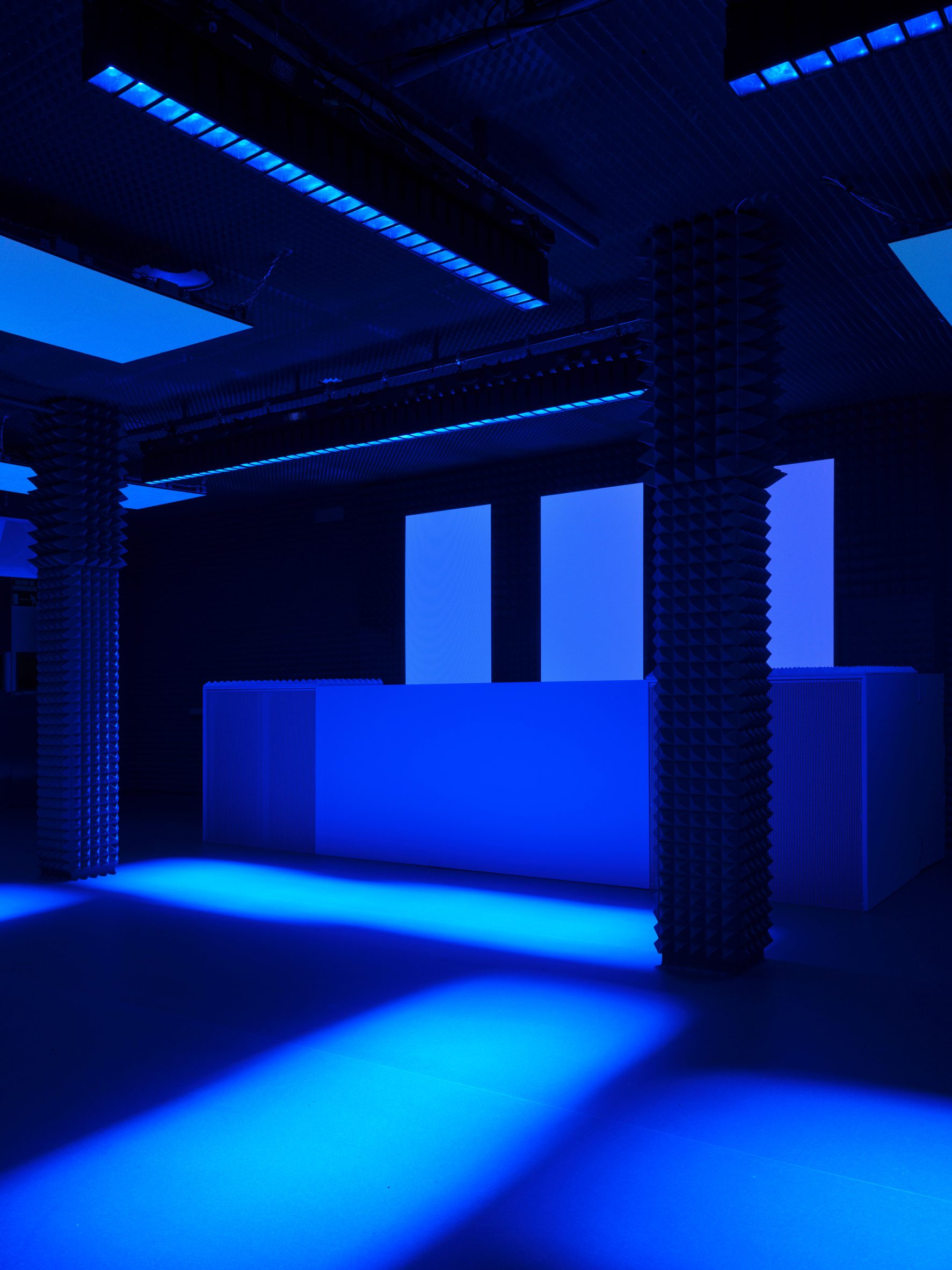 El Cubo at Spook nightclub by Clap Studio