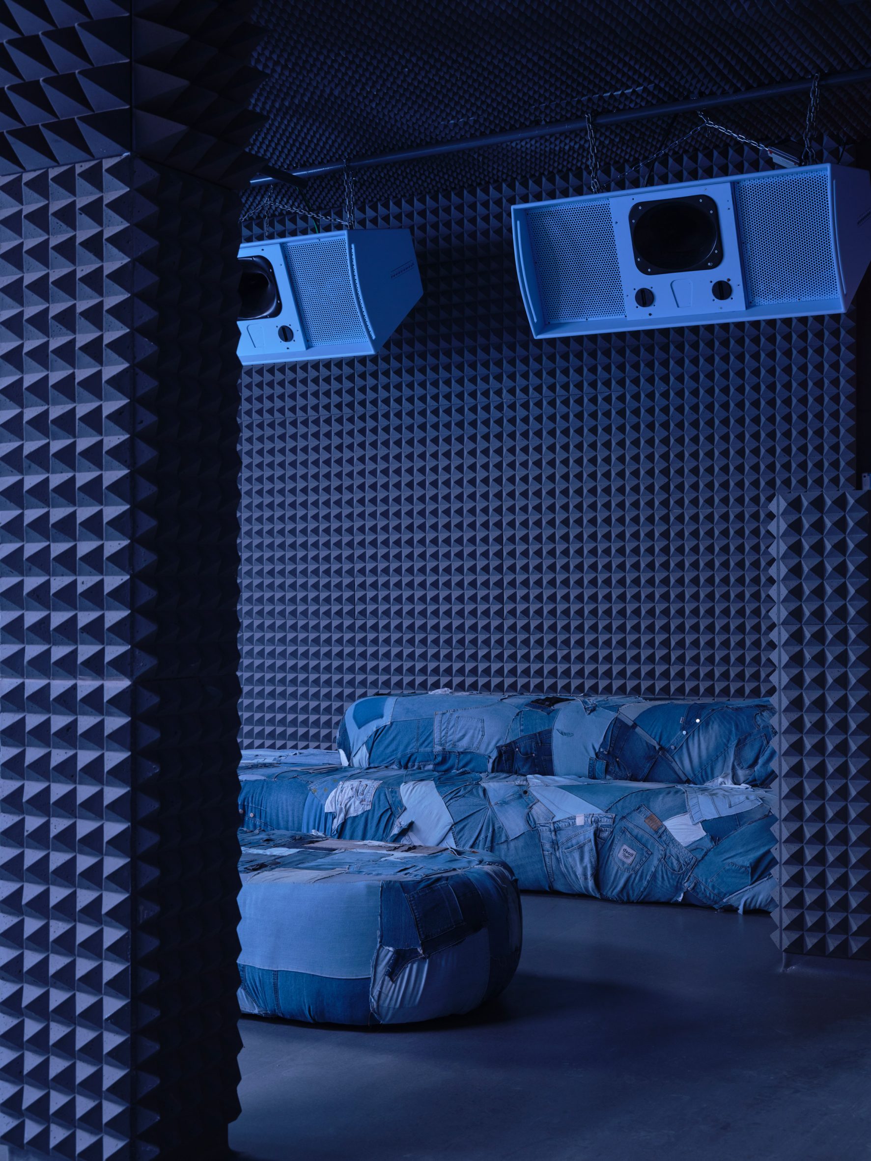 El Cubo at Spook nightclub by Clap Studio