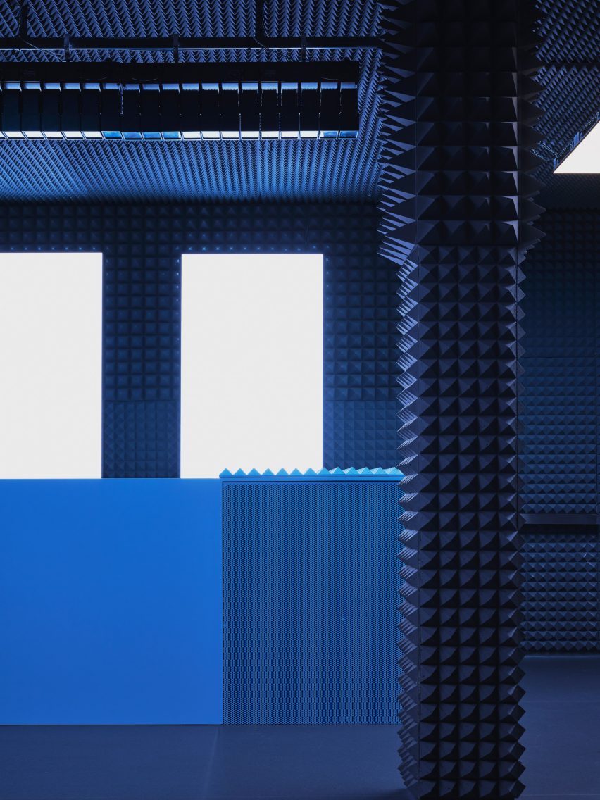 El Cubo at Spook nightclub by Clap Studio