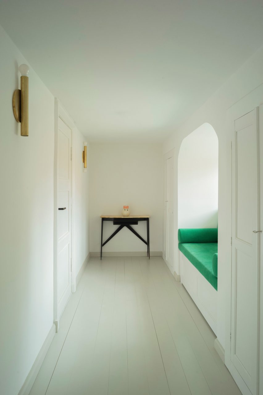 Country house in Brandenburg, Germany by Ænsemble