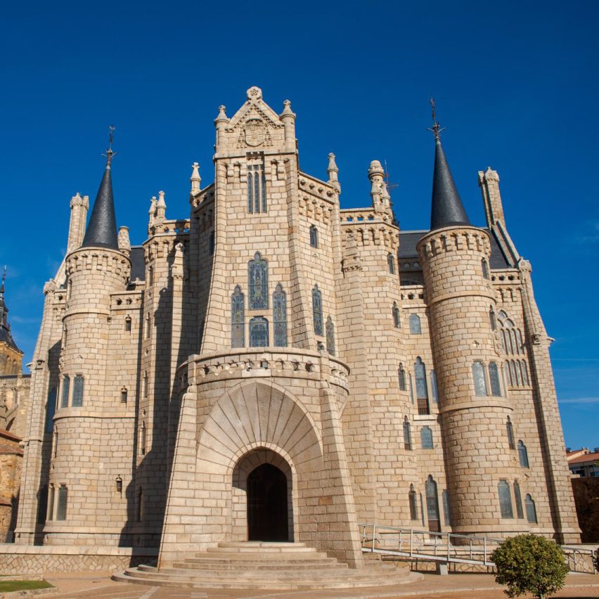 Episcopal Palace, Astorga, 1893