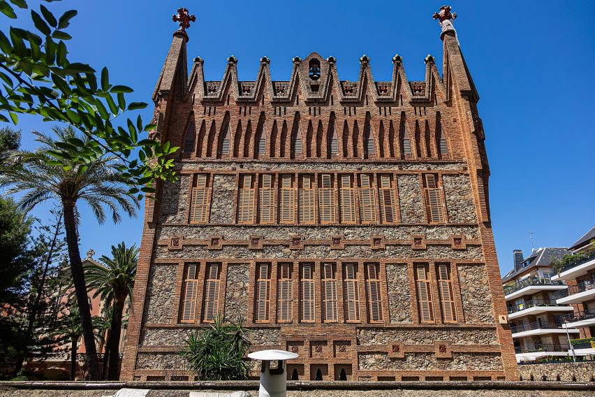 College of Saint Teresa-Ganduxer, Barcelona, 1889