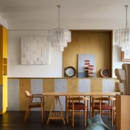 House on a Hill by David Kohn Architects