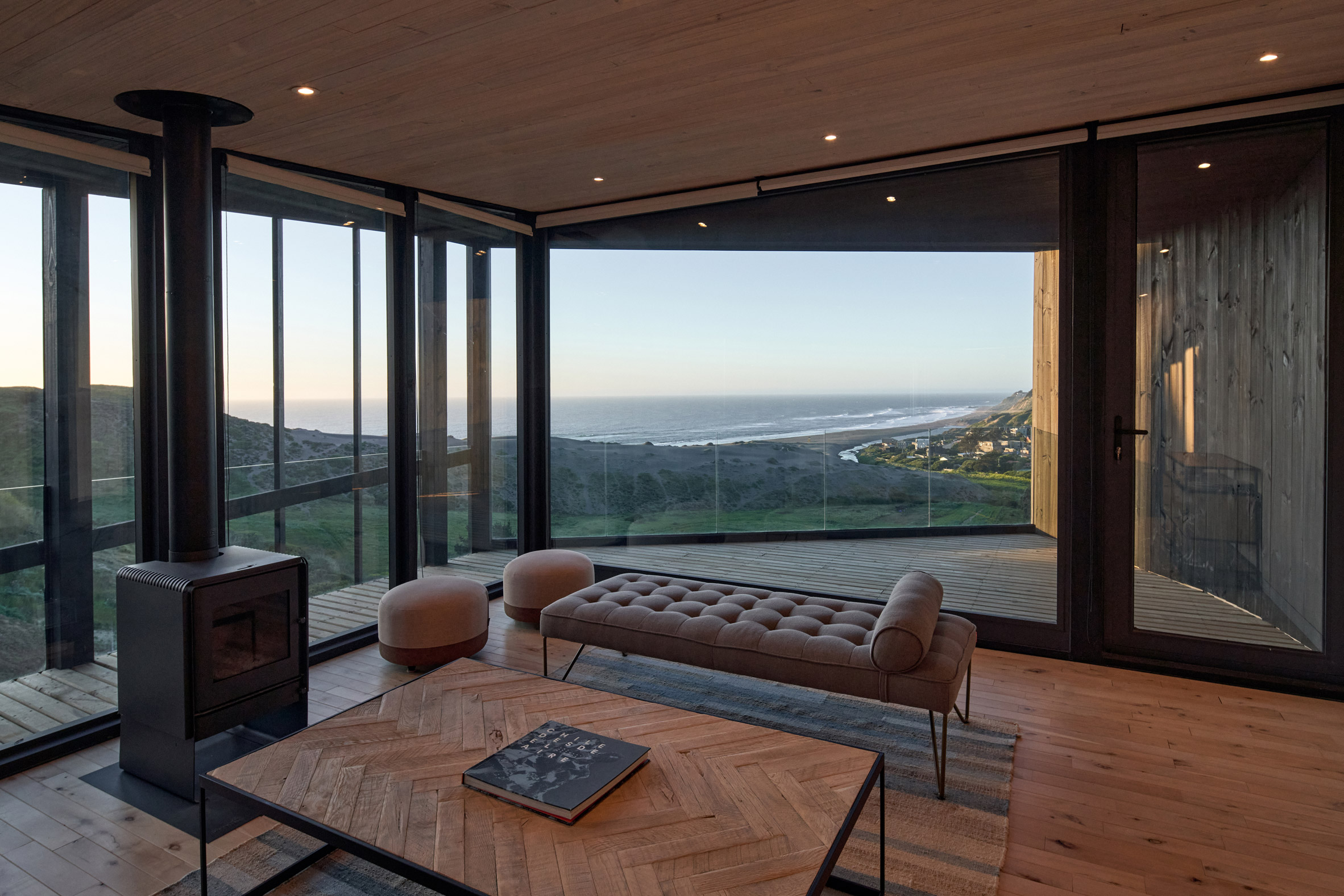 Living room with views of Chilean coast