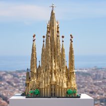 Lego reveals Sagrada Familia set to celebrate Gaudí centenary