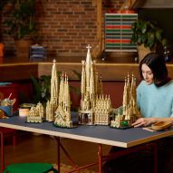 Sagrada Familia Lego set