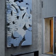 A Teatro Balcony Studio house by Los Angeles